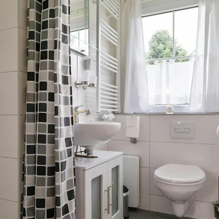 Semesterbostad Fenced Garden, Friedrichsbrunn