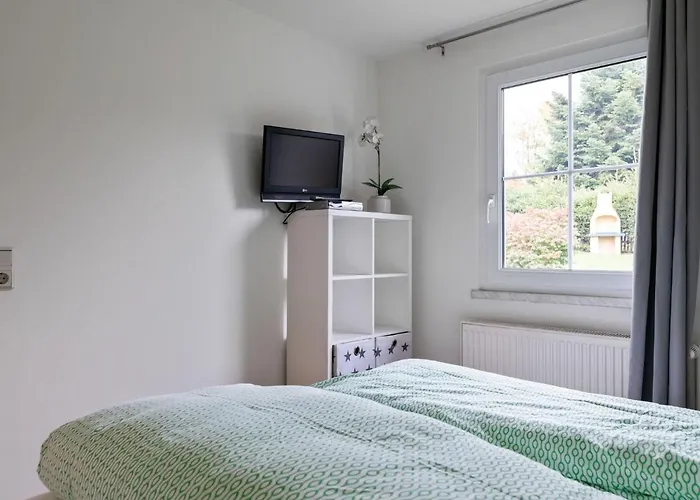 Ferienhaus Fenced Garden, *