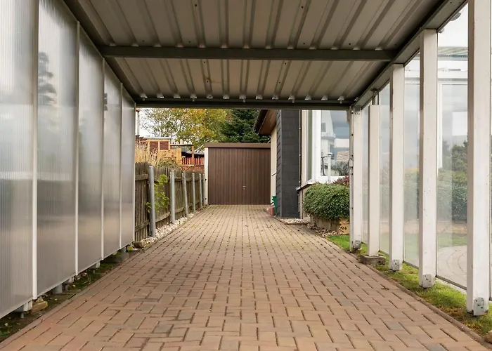 Fenced Garden, Ferienhaus