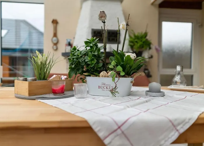 Fenced Garden, Ferienhaus *